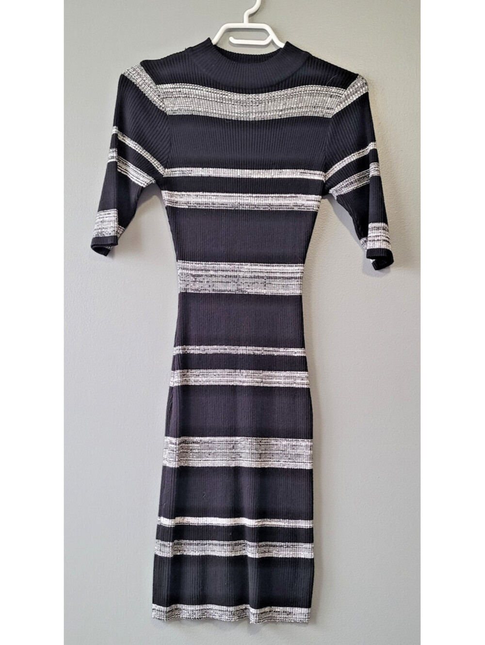 Lynyo Women's Bodycon Black/SilverC Midi Dress Stretch ribbed Knit Stripe Size M